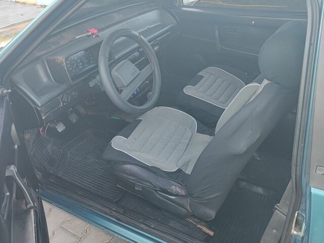 Зеленый ВАЗ 2108, объемом двигателя 1.5 л и пробегом 30 тыс. км за 1070 $, фото 3 на Automoto.ua