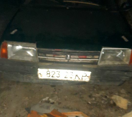 Зеленый ВАЗ 2108, объемом двигателя 1.5 л и пробегом 250 тыс. км за 350 $, фото 3 на Automoto.ua