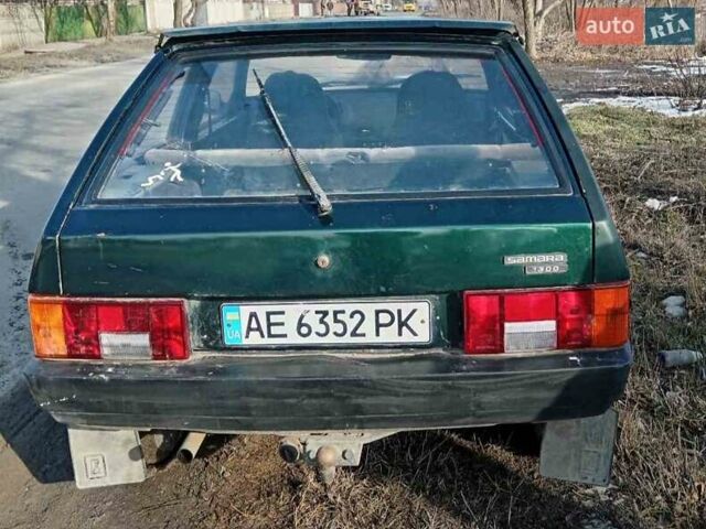 Зеленый ВАЗ 2108, объемом двигателя 1.3 л и пробегом 300 тыс. км за 600 $, фото 3 на Automoto.ua