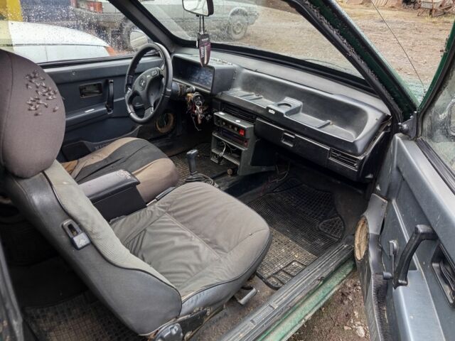 Зеленый ВАЗ 2108, объемом двигателя 1.5 л и пробегом 1 тыс. км за 524 $, фото 4 на Automoto.ua