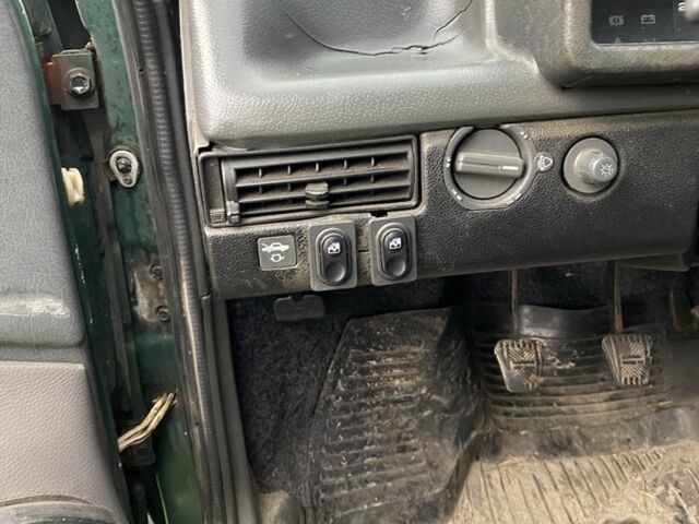 Зеленый ВАЗ 2108, объемом двигателя 1.5 л и пробегом 70 тыс. км за 1000 $, фото 9 на Automoto.ua