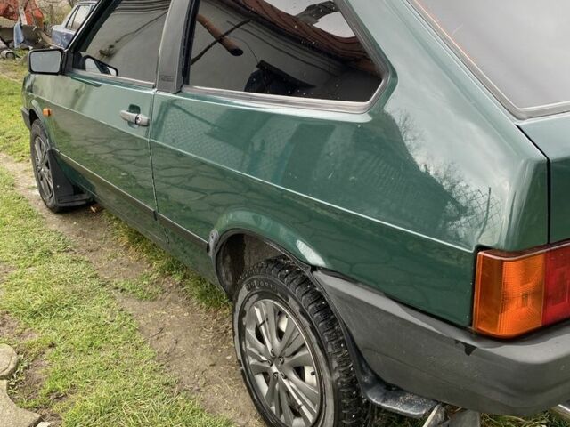 Зеленый ВАЗ 2108, объемом двигателя 1.5 л и пробегом 70 тыс. км за 1000 $, фото 2 на Automoto.ua