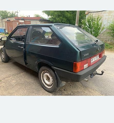 Зеленый ВАЗ 2108, объемом двигателя 1.5 л и пробегом 100 тыс. км за 650 $, фото 2 на Automoto.ua