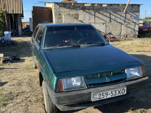 Зеленый ВАЗ 2108, объемом двигателя 1.5 л и пробегом 192 тыс. км за 550 $, фото 7 на Automoto.ua