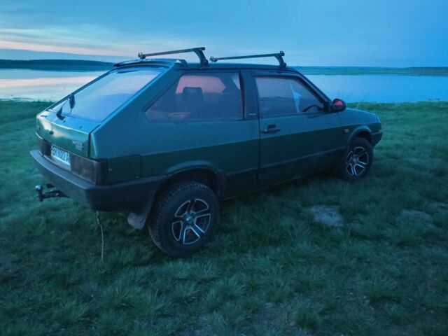 Зеленый ВАЗ 2108, объемом двигателя 1.3 л и пробегом 280 тыс. км за 1000 $, фото 1 на Automoto.ua