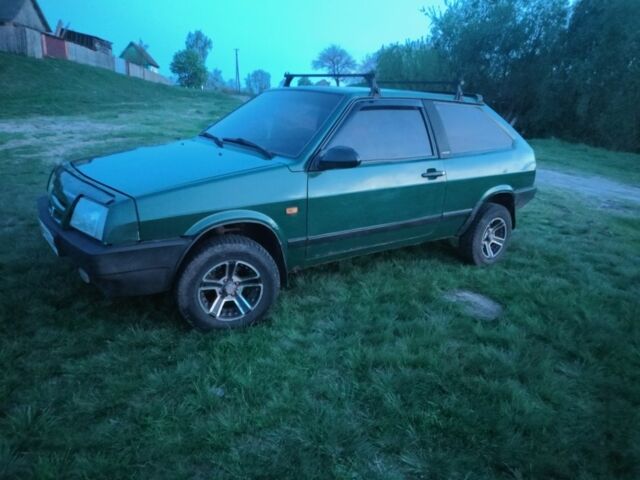 Зеленый ВАЗ 2108, объемом двигателя 1.3 л и пробегом 280 тыс. км за 1000 $, фото 6 на Automoto.ua