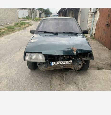 Зеленый ВАЗ 2108, объемом двигателя 1.5 л и пробегом 100 тыс. км за 650 $, фото 2 на Automoto.ua