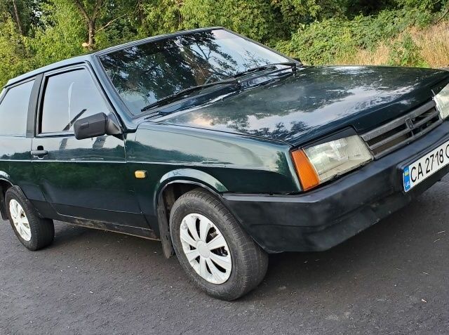 Зеленый ВАЗ 2108, объемом двигателя 1.5 л и пробегом 2 тыс. км за 750 $, фото 4 на Automoto.ua