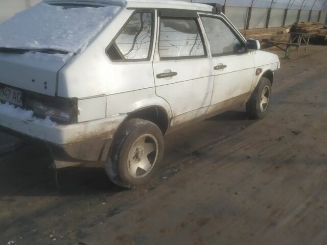 Білий ВАЗ 2109, об'ємом двигуна 2 л та пробігом 1 тис. км за 347 $, фото 4 на Automoto.ua