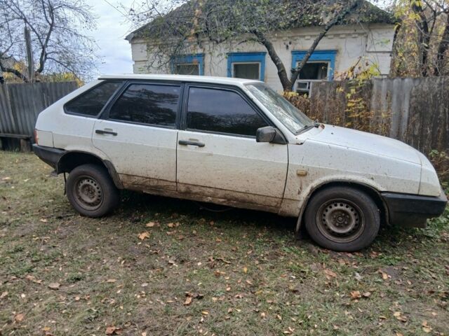 Белый ВАЗ 2109, объемом двигателя 0 л и пробегом 3 тыс. км за 400 $, фото 1 на Automoto.ua