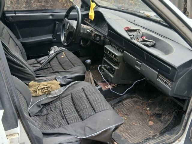 Белый ВАЗ 2109, объемом двигателя 0 л и пробегом 3 тыс. км за 400 $, фото 3 на Automoto.ua