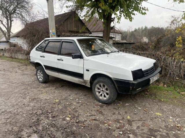Білий ВАЗ 2109, об'ємом двигуна 1.5 л та пробігом 3 тис. км за 832 $, фото 1 на Automoto.ua