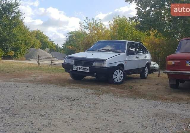 Білий ВАЗ 2109, об'ємом двигуна 1.3 л та пробігом 80 тис. км за 775 $, фото 5 на Automoto.ua