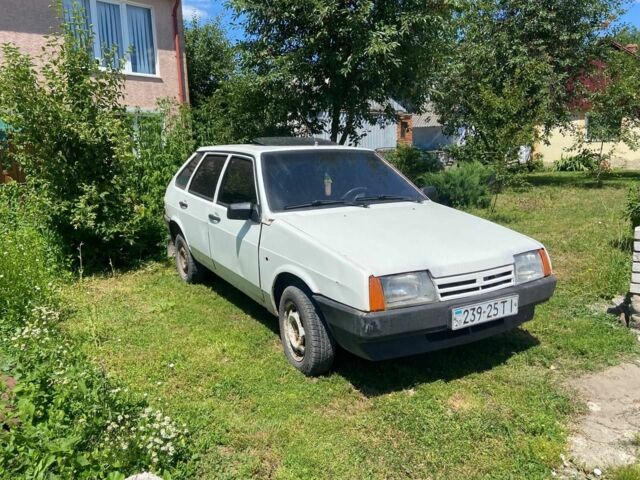 Белый ВАЗ 2109, объемом двигателя 0 л и пробегом 250 тыс. км за 900 $, фото 8 на Automoto.ua