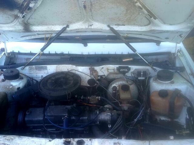 Белый ВАЗ 2109, объемом двигателя 1.3 л и пробегом 120 тыс. км за 600 $, фото 4 на Automoto.ua