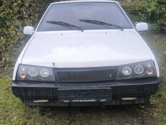 Білий ВАЗ 2109, об'ємом двигуна 1.5 л та пробігом 273 тис. км за 1441 $, фото 16 на Automoto.ua