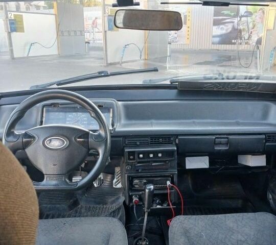 Белый ВАЗ 2109, объемом двигателя 0 л и пробегом 3 тыс. км за 1000 $, фото 7 на Automoto.ua