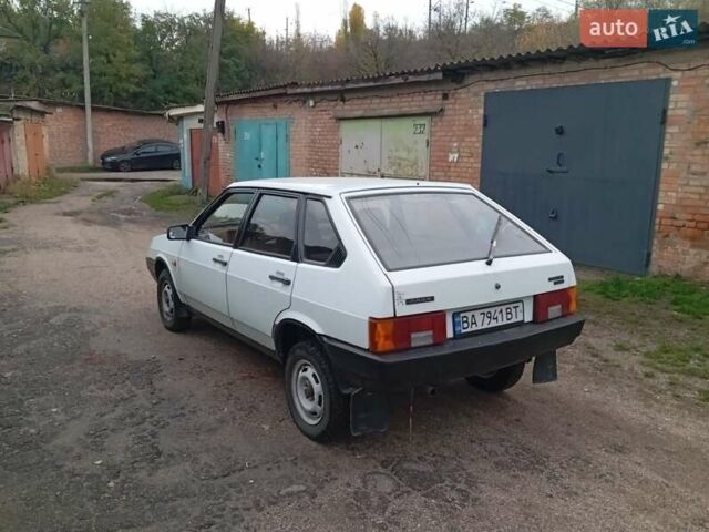 ВАЗ 2109 1987 в Кропивницком (Кировограде) на Automoto.ua Белый ВАЗ 2109, объемом двигателя 1.3 л и пробегом 178 тыс. км за 1600 $, фото 7 на Automoto.ua