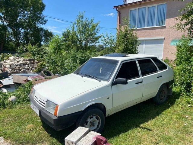 Белый ВАЗ 2109, объемом двигателя 0 л и пробегом 250 тыс. км за 900 $, фото 6 на Automoto.ua