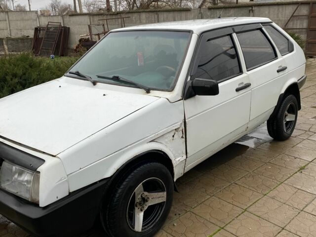 Белый ВАЗ 2109, объемом двигателя 1.3 л и пробегом 500 тыс. км за 850 $, фото 1 на Automoto.ua