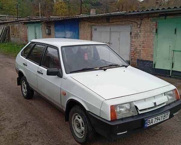 ВАЗ 2109 1987 в Кропивницком (Кировограде) на Automoto.ua Белый ВАЗ 2109, объемом двигателя 1.3 л и пробегом 178 тыс. км за 1600 $, фото 5 на Automoto.ua