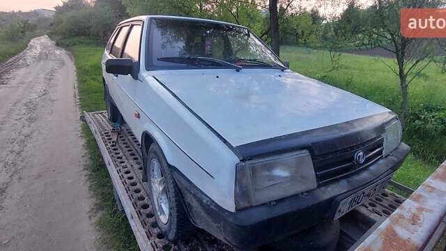 Белый ВАЗ 2109, объемом двигателя 1.3 л и пробегом 322 тыс. км за 400 $, фото 18 на Automoto.ua