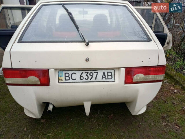 Білий ВАЗ 2109, об'ємом двигуна 1.29 л та пробігом 200 тис. км за 1200 $, фото 2 на Automoto.ua