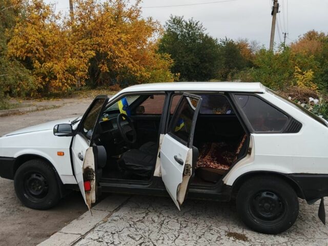 Белый ВАЗ 2109, объемом двигателя 1.3 л и пробегом 195 тыс. км за 850 $, фото 6 на Automoto.ua