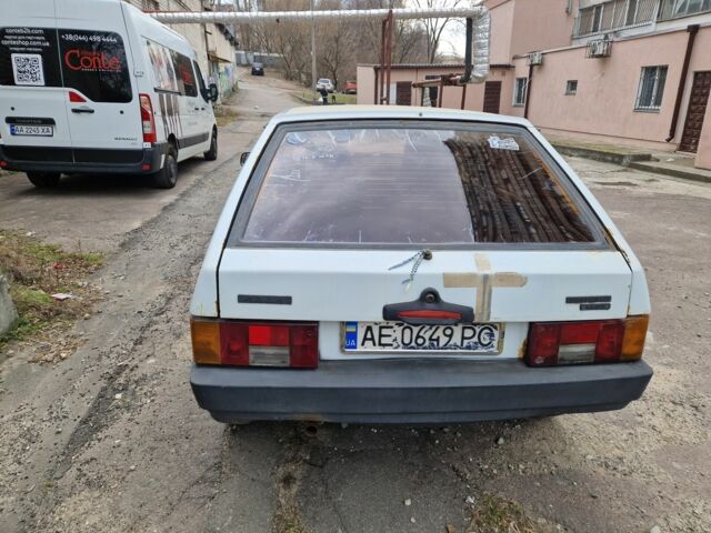 Белый ВАЗ 2109, объемом двигателя 1.3 л и пробегом 160 тыс. км за 777 $, фото 2 на Automoto.ua