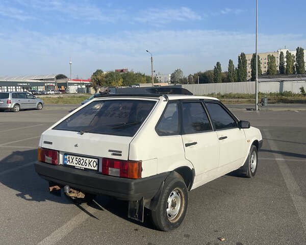 Белый ВАЗ 2109, объемом двигателя 1.29 л и пробегом 280 тыс. км за 1500 $, фото 2 на Automoto.ua