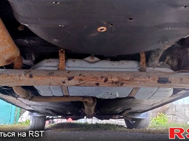 Белый ВАЗ 2109, объемом двигателя 1.3 л и пробегом 307 тыс. км за 1300 $, фото 8 на Automoto.ua