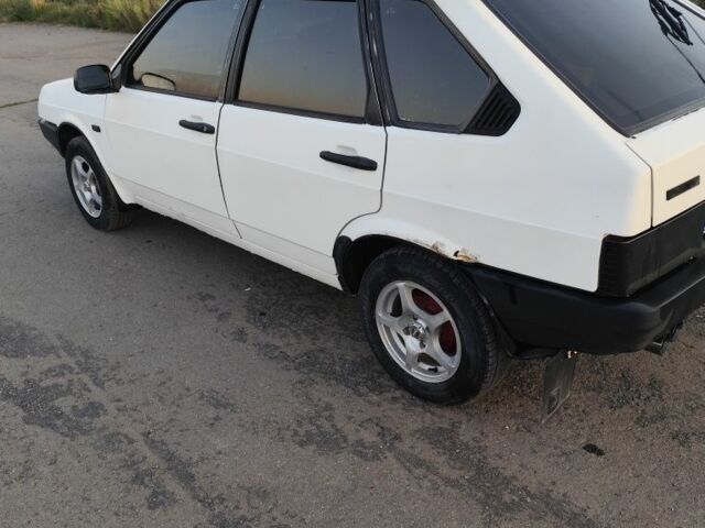 Белый ВАЗ 2109, объемом двигателя 1 л и пробегом 3 тыс. км за 1000 $, фото 7 на Automoto.ua