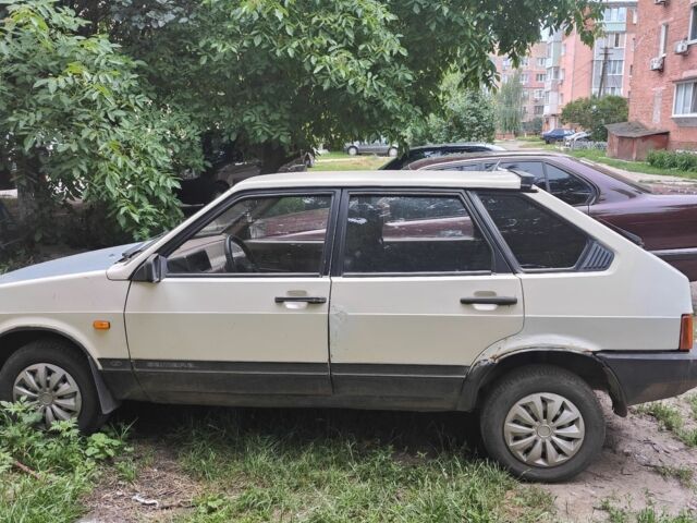 Білий ВАЗ 2109, об'ємом двигуна 1.3 л та пробігом 170 тис. км за 650 $, фото 2 на Automoto.ua