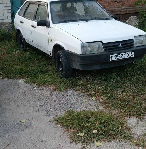 Белый ВАЗ 2109, объемом двигателя 0 л и пробегом 300 тыс. км за 550 $, фото 1 на Automoto.ua