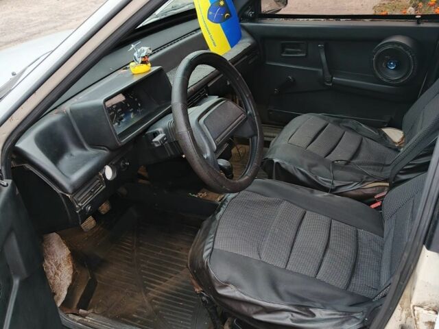 Белый ВАЗ 2109, объемом двигателя 1.3 л и пробегом 195 тыс. км за 850 $, фото 1 на Automoto.ua