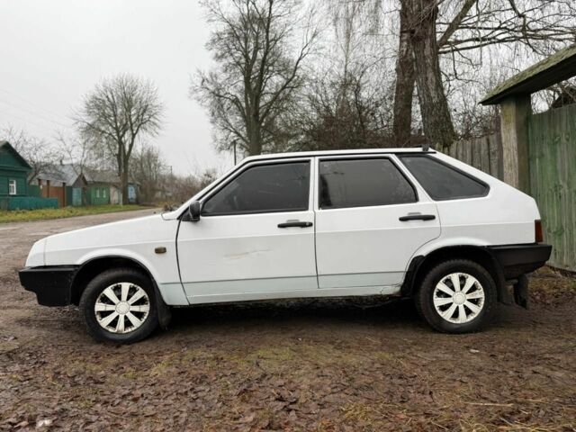 Белый ВАЗ 2109, объемом двигателя 1.3 л и пробегом 183 тыс. км за 1050 $, фото 4 на Automoto.ua