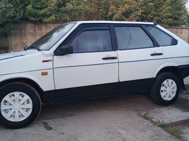 Белый ВАЗ 2109, объемом двигателя 0 л и пробегом 80 тыс. км за 692 $, фото 7 на Automoto.ua