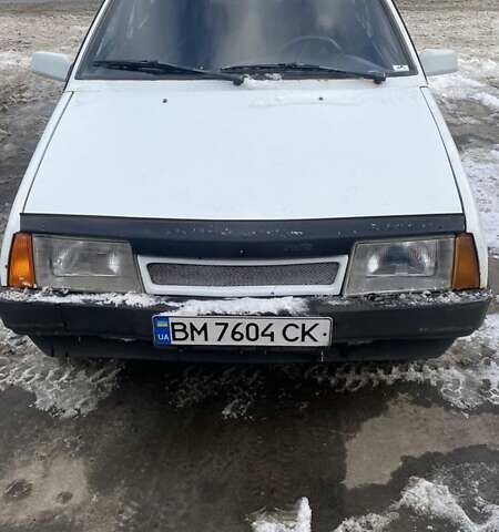 Белый ВАЗ 2109, объемом двигателя 1.5 л и пробегом 200 тыс. км за 800 $, фото 2 на Automoto.ua