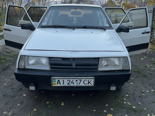 Белый ВАЗ 2109, объемом двигателя 1.3 л и пробегом 99 тыс. км за 1050 $, фото 1 на Automoto.ua