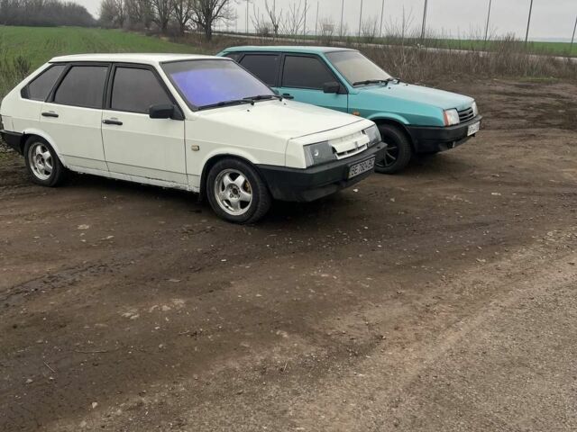 Білий ВАЗ 2109, об'ємом двигуна 0 л та пробігом 2 тис. км за 2000 $, фото 7 на Automoto.ua