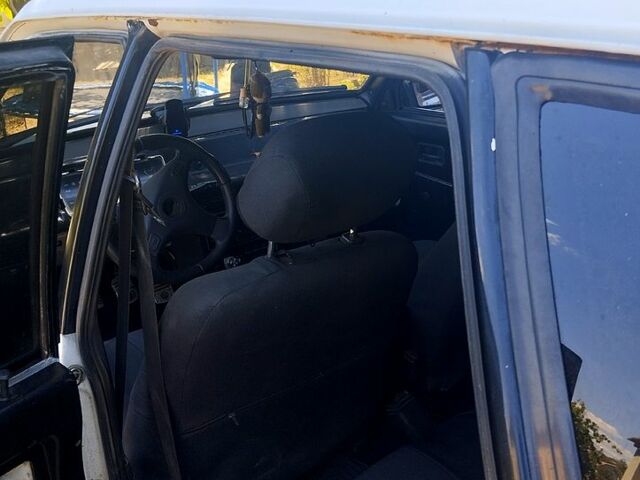 Белый ВАЗ 2109, объемом двигателя 1.3 л и пробегом 200 тыс. км за 800 $, фото 5 на Automoto.ua