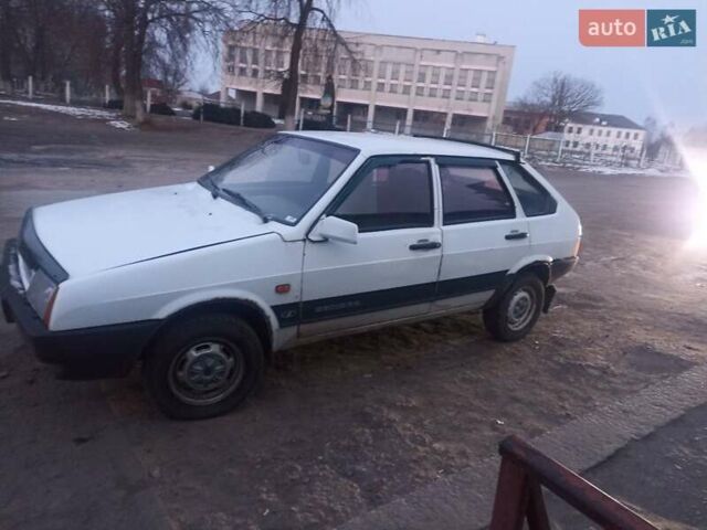 Белый ВАЗ 2109, объемом двигателя 1.5 л и пробегом 200 тыс. км за 800 $, фото 8 на Automoto.ua