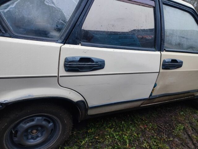 Белый ВАЗ 2109, объемом двигателя 1.3 л и пробегом 40 тыс. км за 500 $, фото 6 на Automoto.ua