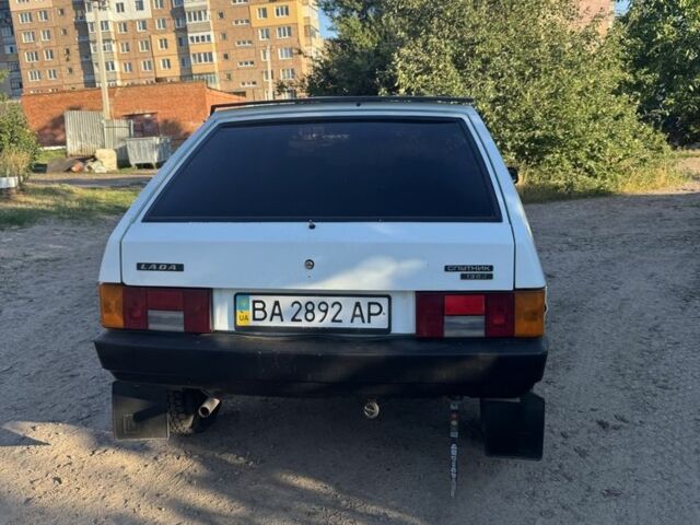 Белый ВАЗ 2109, объемом двигателя 1.3 л и пробегом 150 тыс. км за 1400 $, фото 6 на Automoto.ua