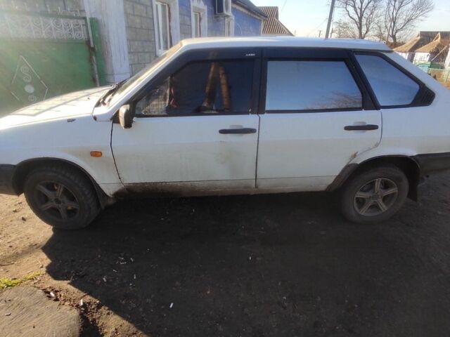 Белый ВАЗ 2109, объемом двигателя 1.3 л и пробегом 3 тыс. км за 600 $, фото 1 на Automoto.ua