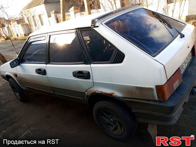 Білий ВАЗ 2109, об'ємом двигуна 1.3 л та пробігом 400 тис. км за 750 $, фото 4 на Automoto.ua