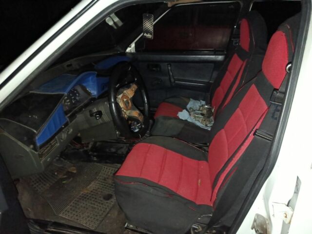 Білий ВАЗ 2109, об'ємом двигуна 0 л та пробігом 289 тис. км за 355 $, фото 8 на Automoto.ua