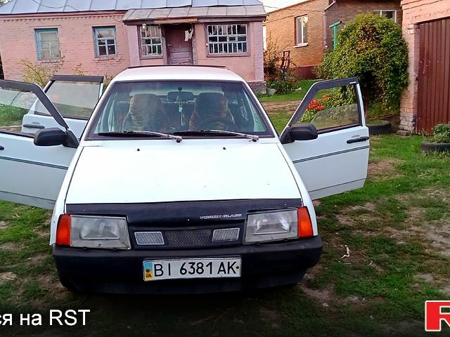 Белый ВАЗ 2109, объемом двигателя 1.3 л и пробегом 83 тыс. км за 850 $, фото 3 на Automoto.ua