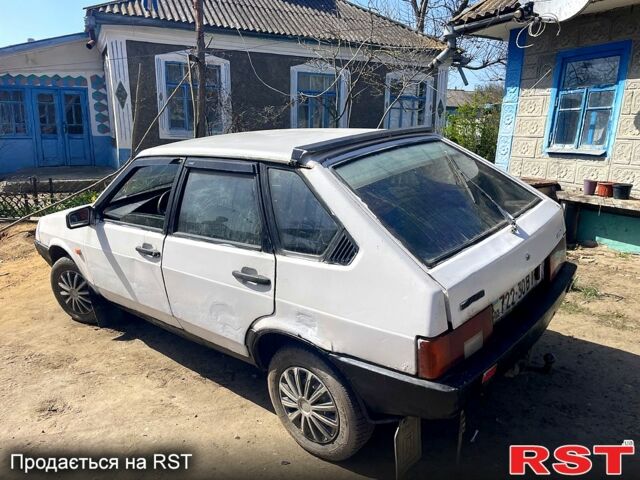 Белый ВАЗ 2109, объемом двигателя 1.3 л и пробегом 170 тыс. км за 550 $, фото 1 на Automoto.ua