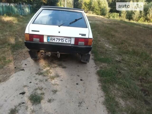 Белый ВАЗ 2109, объемом двигателя 1.5 л и пробегом 240 тыс. км за 1150 $, фото 3 на Automoto.ua